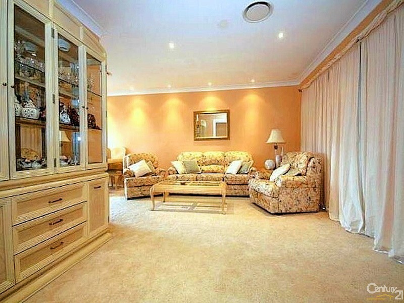 51 Saric Avenue, Georges Hall NSW 2198