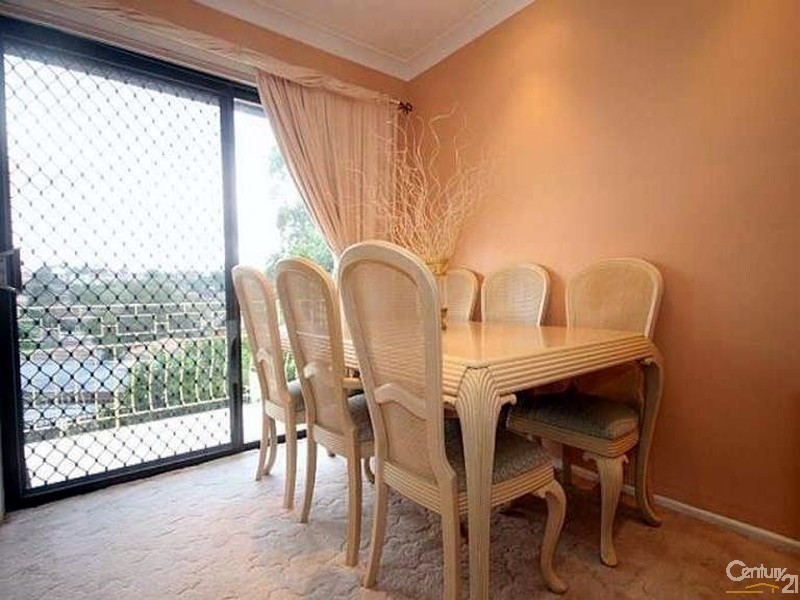 51 Saric Avenue, Georges Hall NSW 2198