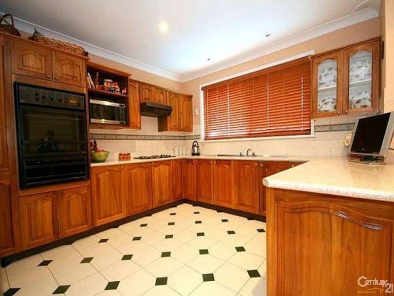 51 Saric Avenue, Georges Hall NSW 2198