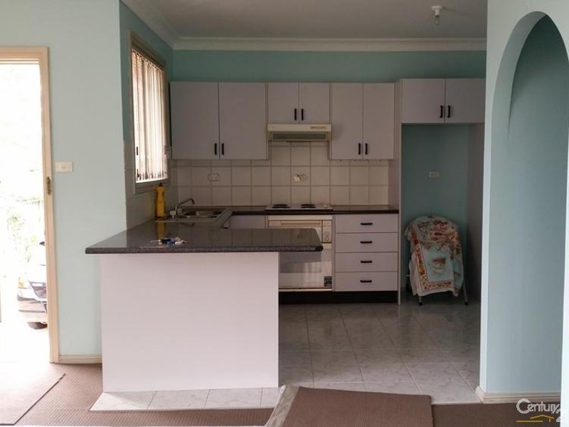 2/67 Gleeson Ave, Condell Park NSW 2200