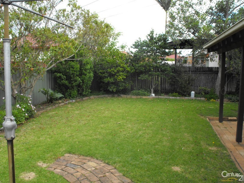 18 Handle Street, Bass Hill NSW 2197