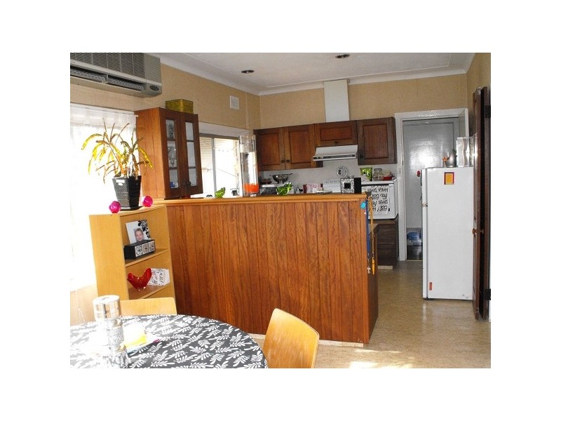 35 Simmat Ave, Condell Park NSW 2200