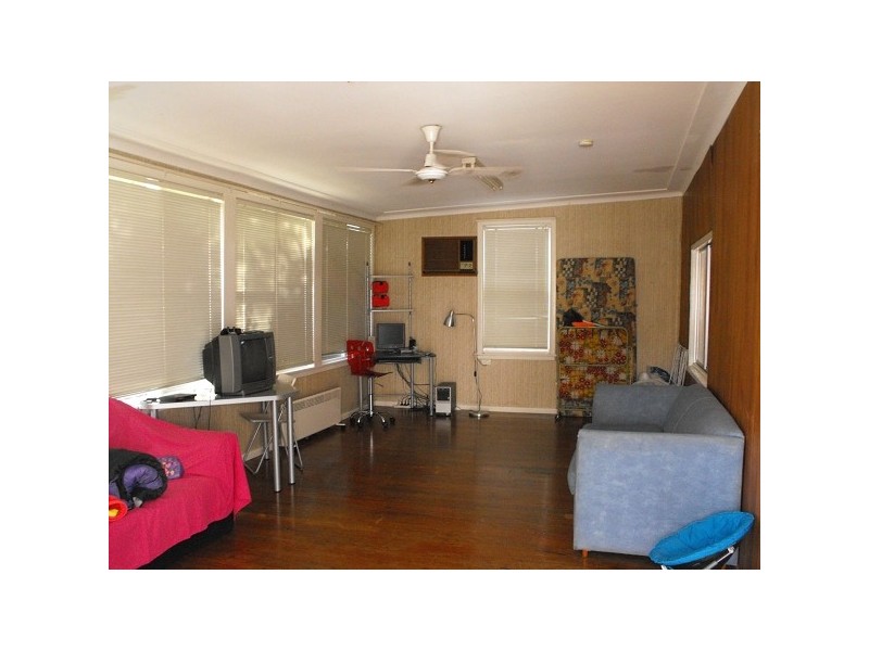35 Simmat Ave, Condell Park NSW 2200