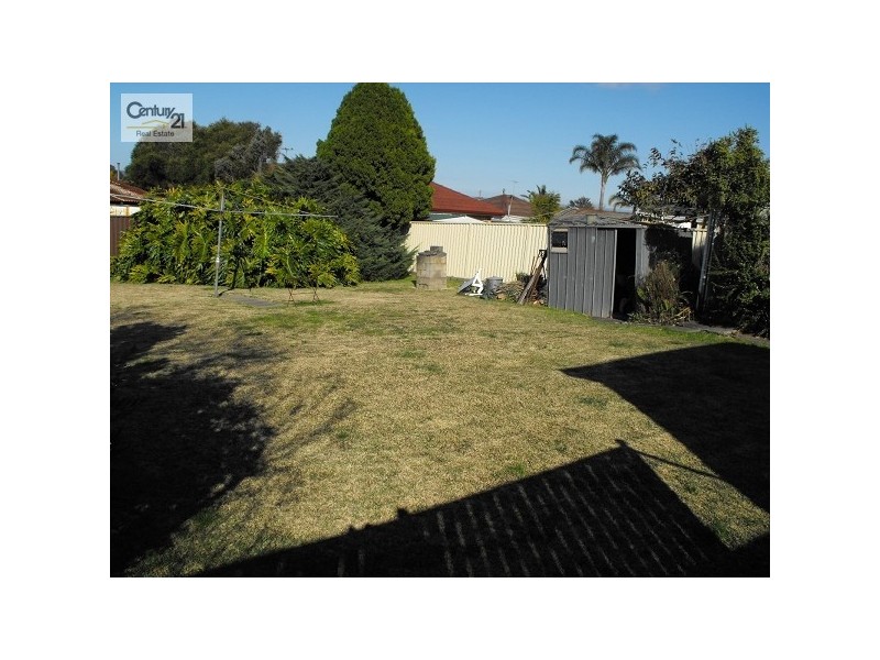 23 virtue st, Condell Park NSW 2200