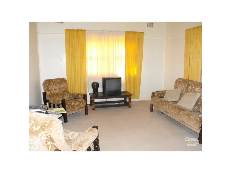 47 WILLIAM ST, Condell Park NSW 2200