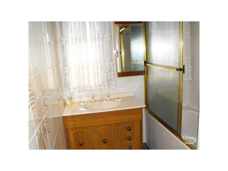 18 FIFTH AVENUE, Condell Park NSW 2200