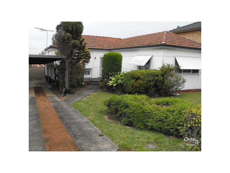 23 virtue st, Condell Park NSW 2200