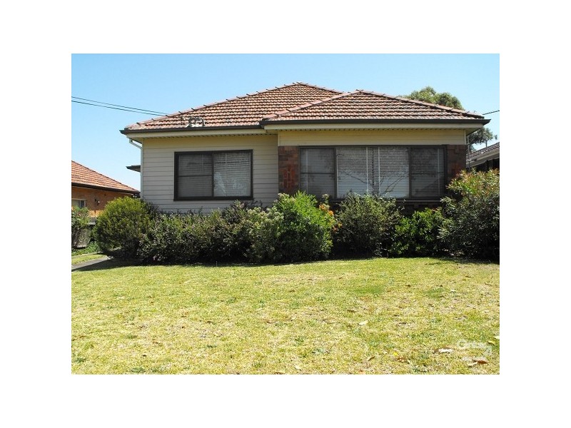 84 HIGHLAND AVE, Yagoona NSW 2199