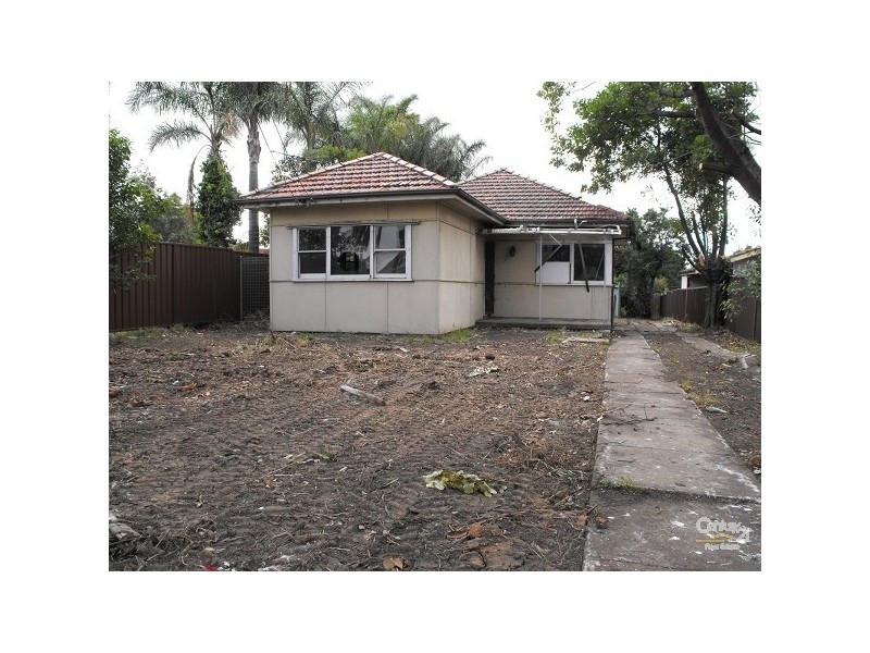 185 HUME HWY, Greenacre NSW 2190