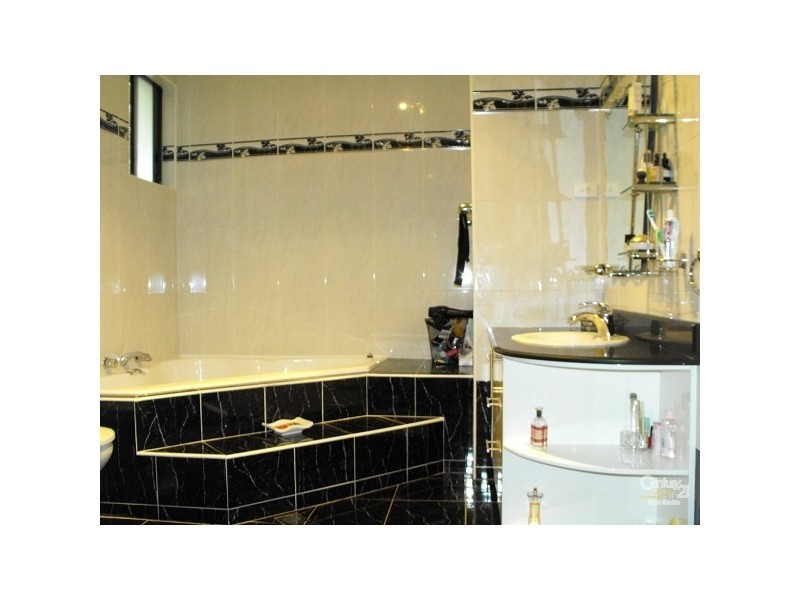 4 FOURTH AVE, Condell Park NSW 2200