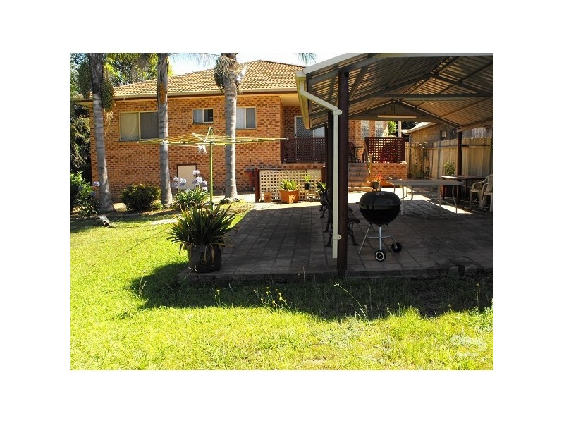 9 WINIFRED ST, Condell Park NSW 2200