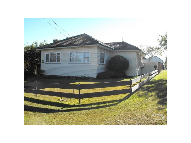 2 WINIFRED ST, Condell Park NSW 2200