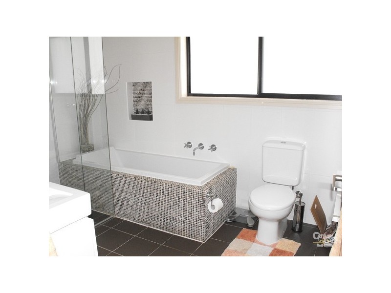 20 HANDLE ST,, Bass Hill NSW 2197