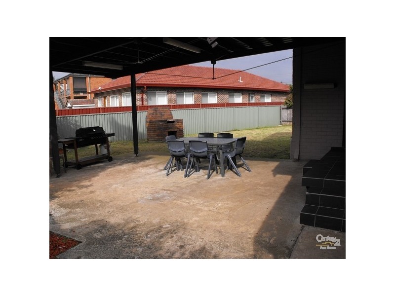 20 HANDLE ST,, Bass Hill NSW 2197