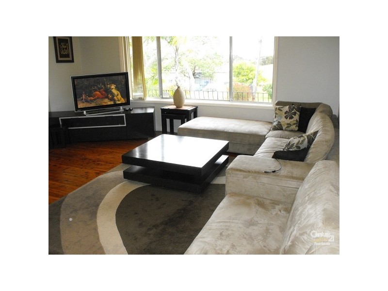 365 MARION ST, Georges Hall NSW 2198