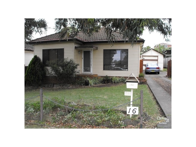 16 WINIFRED ST, Condell Park NSW 2200