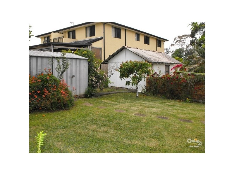 16 WINIFRED ST, Condell Park NSW 2200