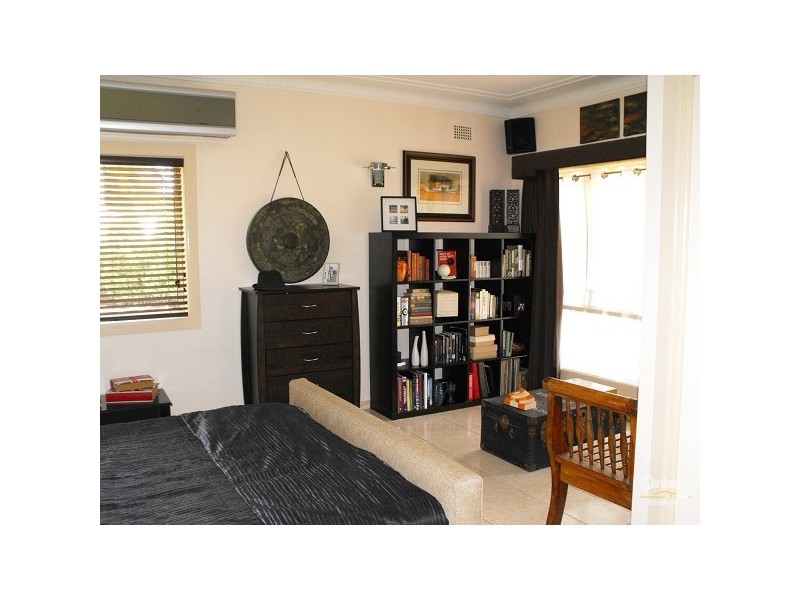 5 BENSON, Carramar NSW 2163