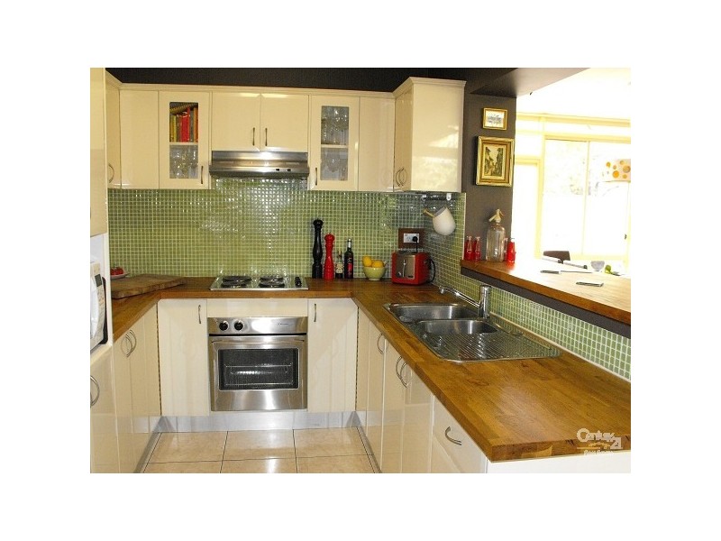 5 BENSON, Carramar NSW 2163