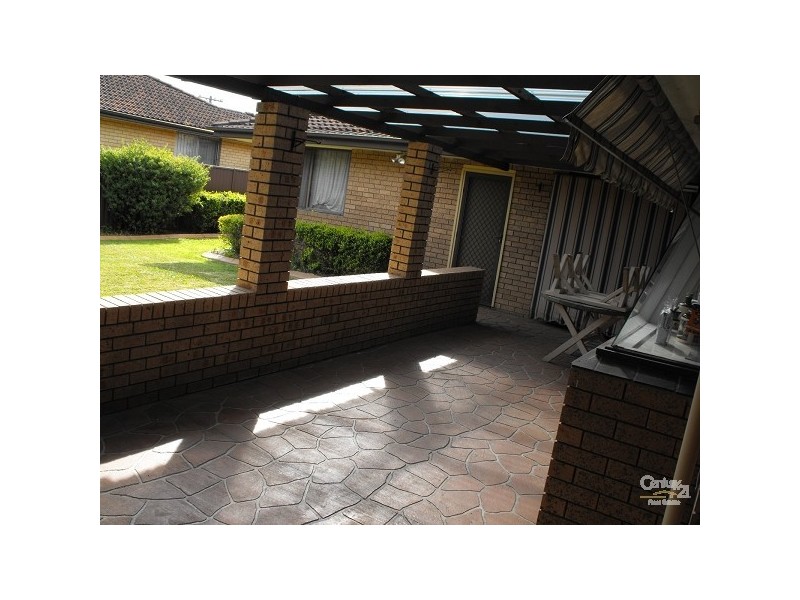 8 ASH ST,, Georges Hall NSW 2198