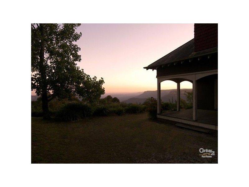 19 Birdwood Avenue, Katoomba NSW 2780