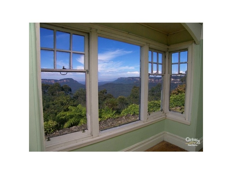 19 Birdwood Avenue, Katoomba NSW 2780