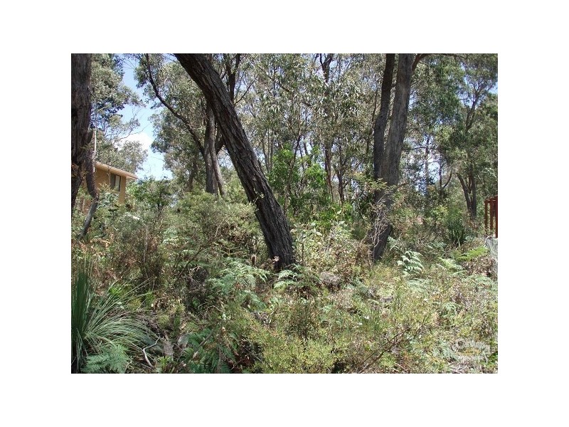 28 Fourth Avenue, Katoomba NSW 2780