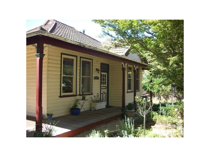 30 Darley Street, Katoomba NSW 2780