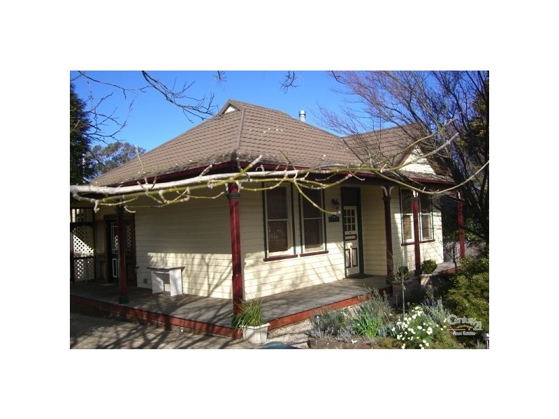 30 Darley Street, Katoomba NSW 2780