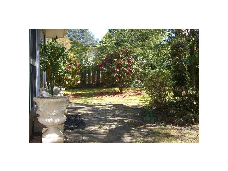 12 Watkins Road, Leura NSW 2780