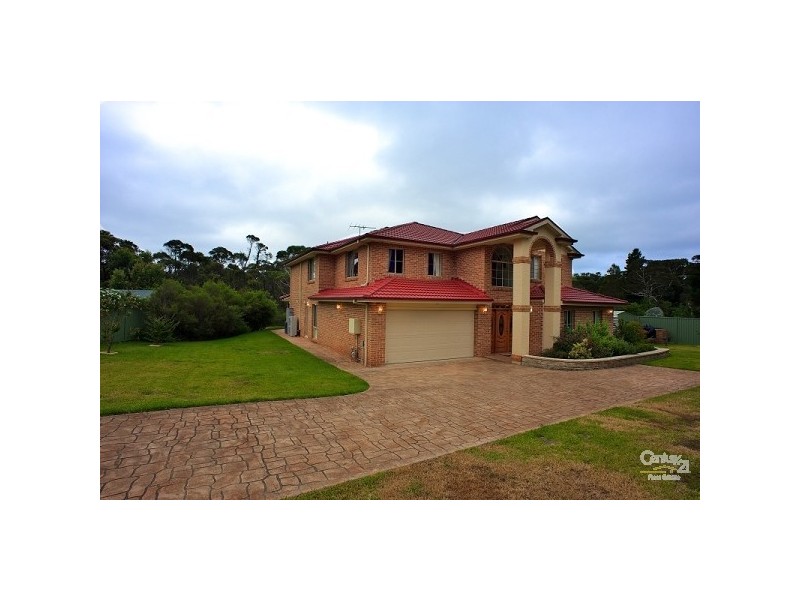 77 Sinclair Crescent, Wentworth Falls NSW 2782