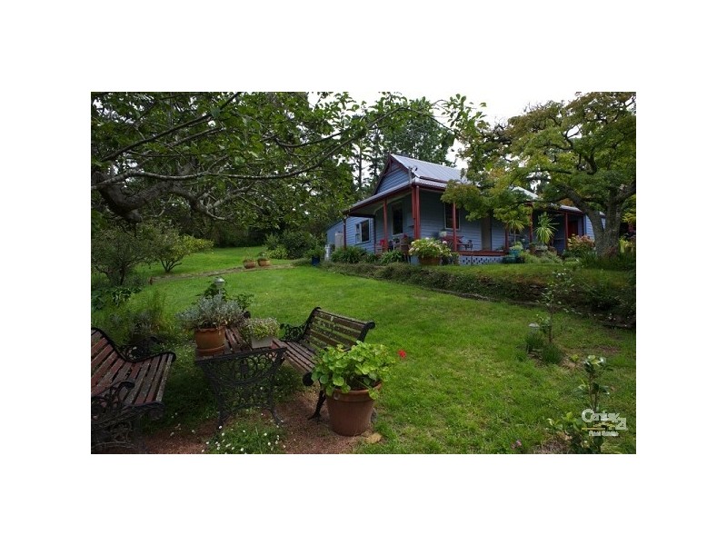 25 Cascade Street, Wentworth Falls NSW 2782