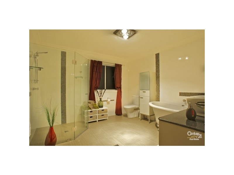 8 Kamillaroi Road, Katoomba NSW 2780