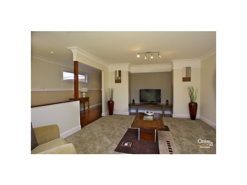 8 Kamillaroi Road, Katoomba NSW 2780