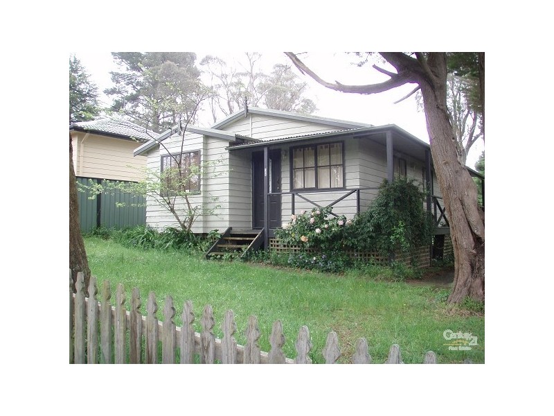 106 Barton Street, Katoomba NSW 2780