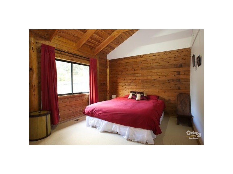 25 West Street, Katoomba NSW 2780