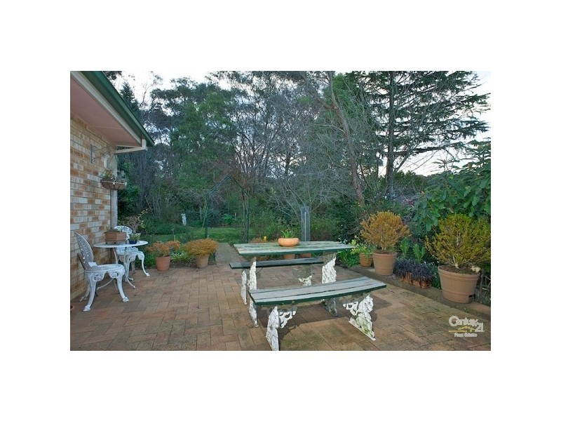 16 Hester Road, Leura NSW 2780