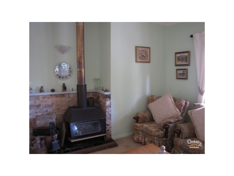 15 Hill Street, Wentworth Falls NSW 2782