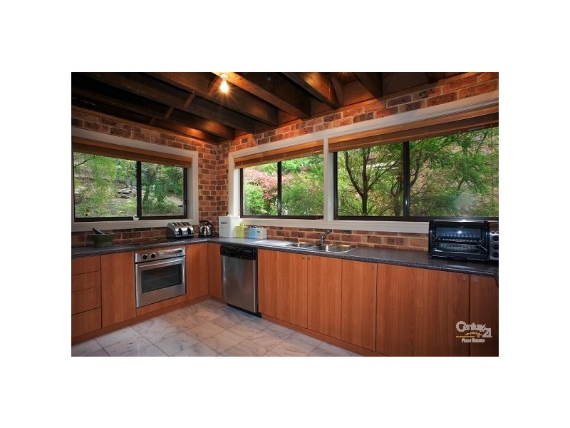 17 Strathearn Road, Leura NSW 2780