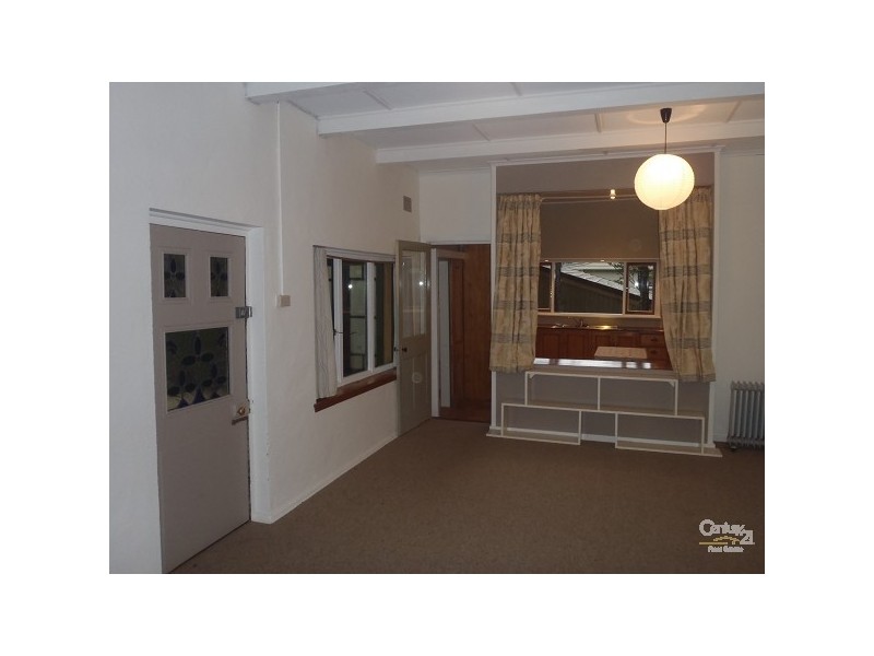 21 A Blaxland Road, Wentworth Falls NSW 2782