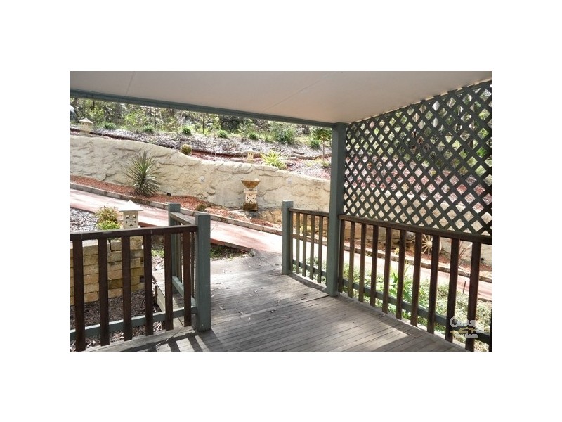 9 Queens Road, Leura NSW 2780