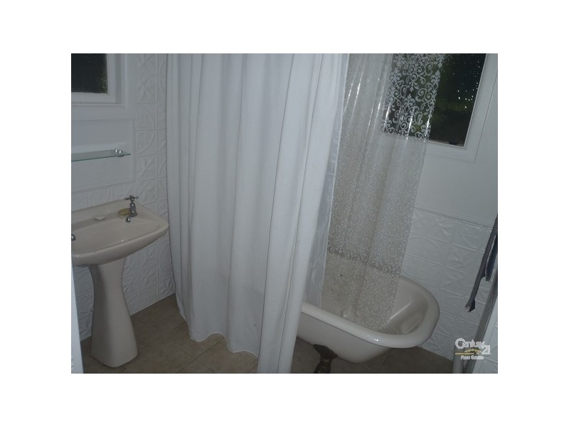 21 A  Blaxland Road, Wentworth Falls NSW 2782