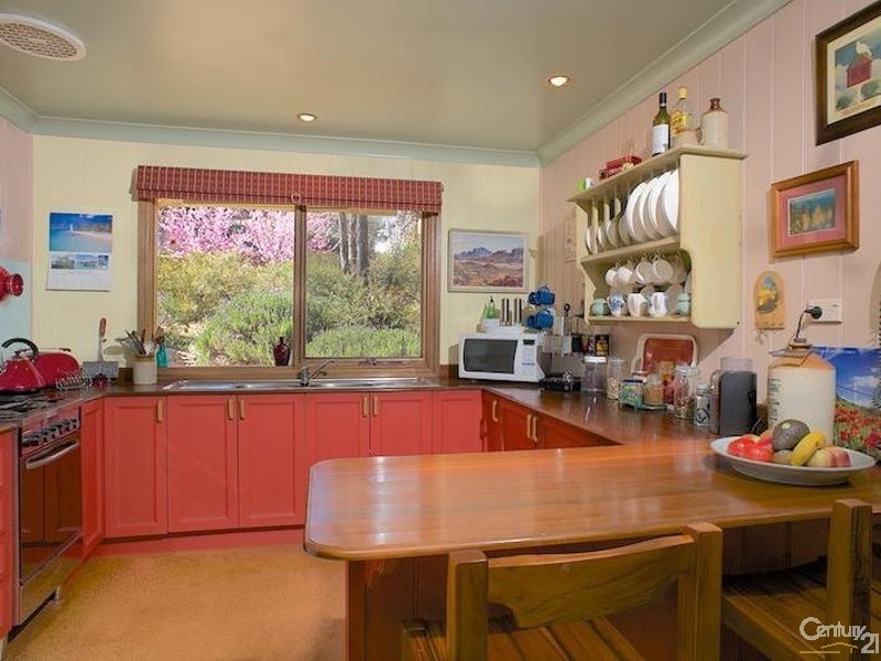 24 Narrow Neck Road, Katoomba NSW 2780