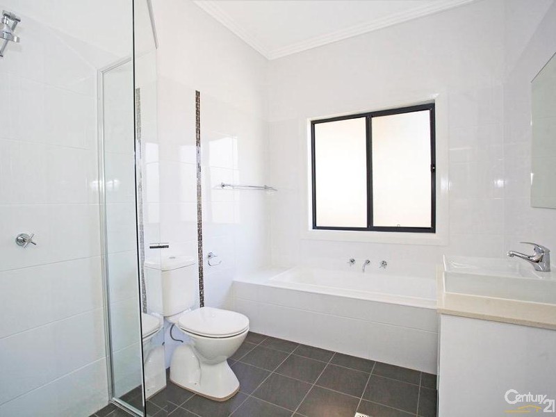 4 Wood Street, Wentworth Falls NSW 2782