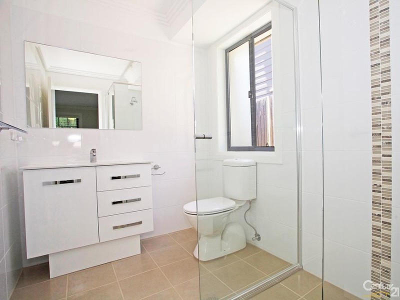 4 Wood Street, Wentworth Falls NSW 2782