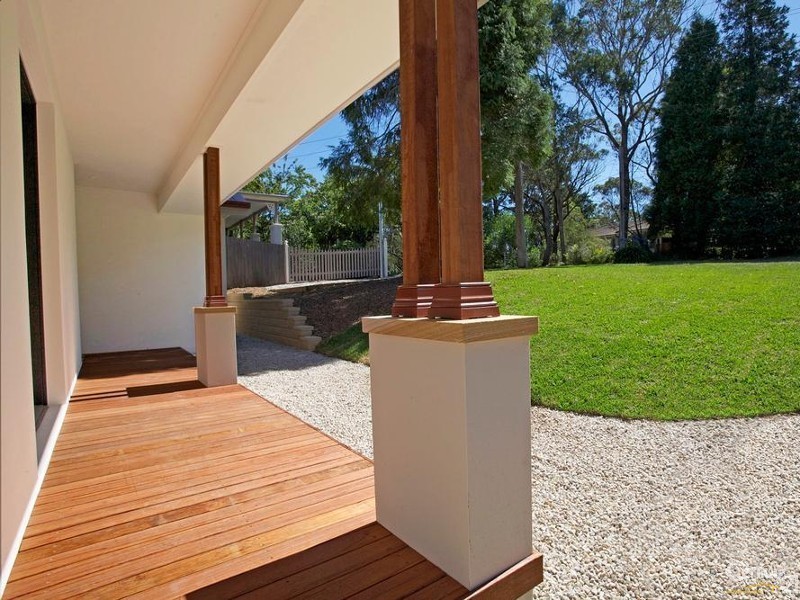 4 Wood Street, Wentworth Falls NSW 2782