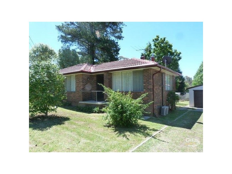 77 Railway Parade, Bullaburra NSW 2784