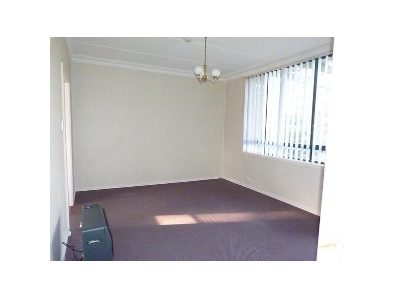 24 Paris Parade, Katoomba NSW 2780