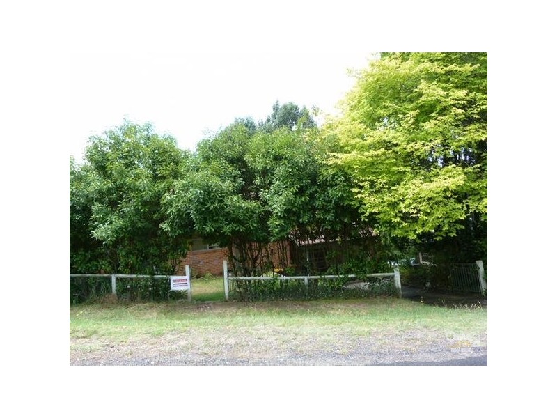 6 Churchill Street, Leura NSW 2780