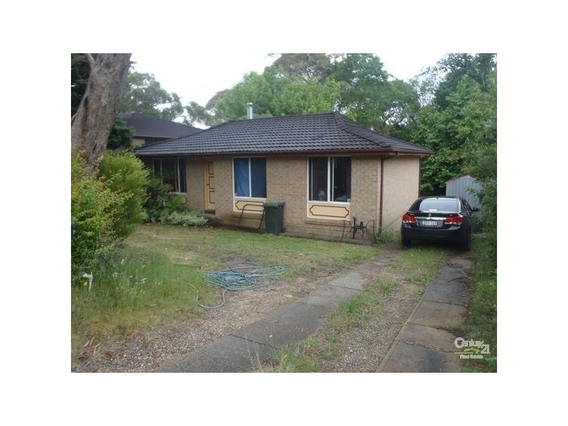 27 Hill Street, Wentworth Falls NSW 2782